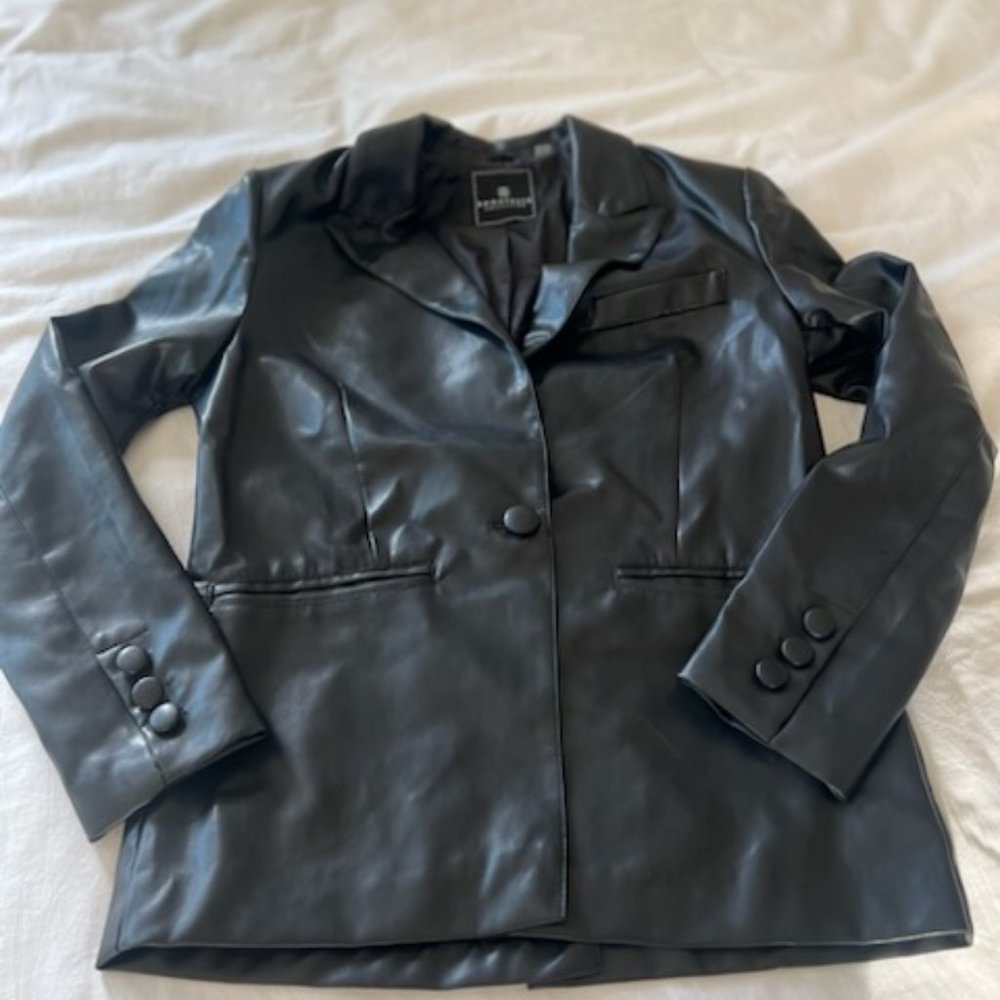 Trendy Oversize Faux Leather Blazer